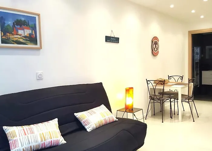 Ravissant Studio Au Coeur Du Vieil Antibes