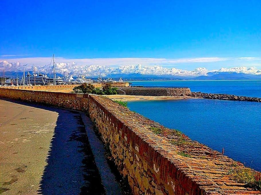 Appartement Ravissant Au Coeur Du Vieil Antibes